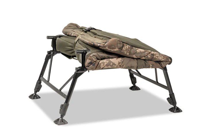 Bed Chair Nash Indulgence 4 Juniors Sleep System Camouflage - Tienda Carpfishing