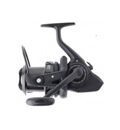 Carrete Daiwa Black Widow 25 5000 A - Tienda Carpfishing