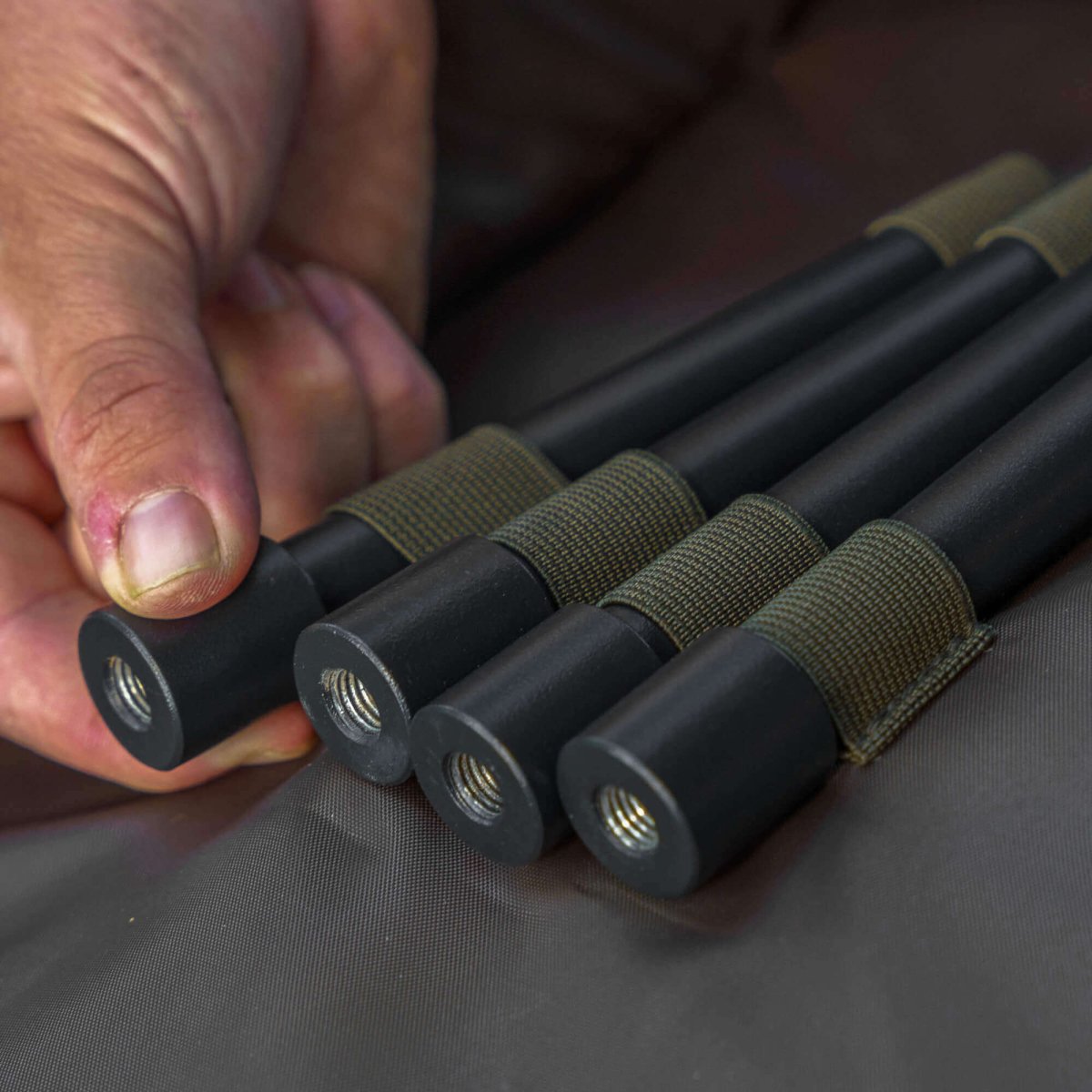 Trípode Avid Carp Revolve 2 - 3 cañas - Tienda Carpfishing