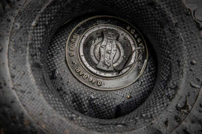 Barca Raptor 200 X - Treme Dark con suelo de aluminio - Tienda Carpfishing