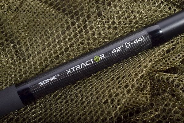 Sacadera Sonik Xtractor T44 42" con mango telescópico - Tienda Carpfishing
