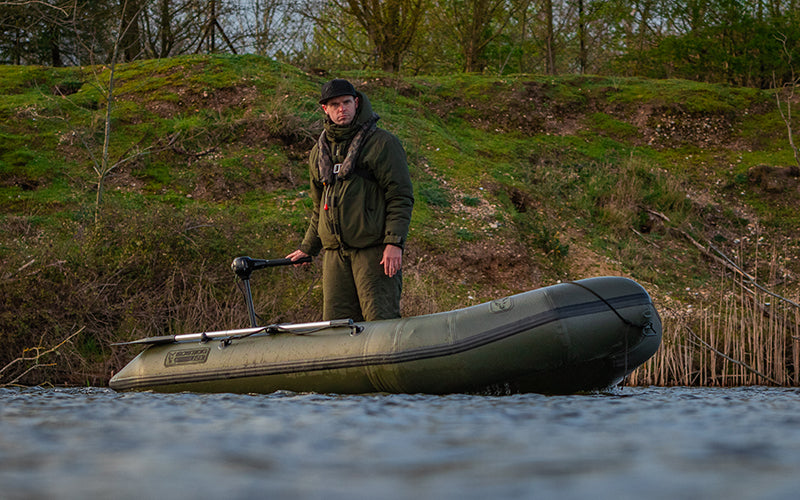 Bateau Fox EOS 300