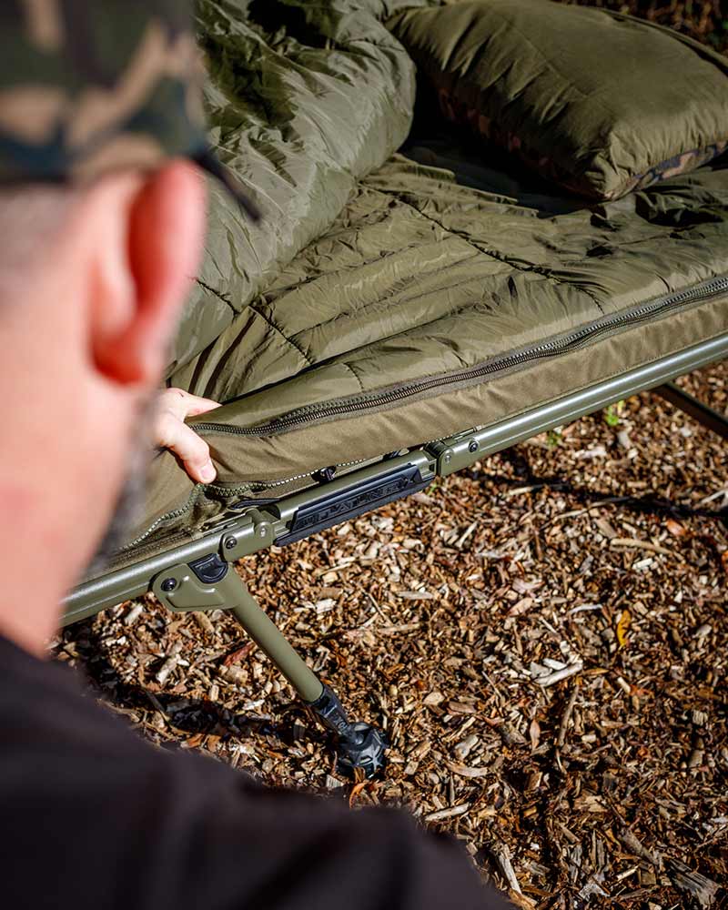 Bed Chair Fox Flatliner X 3 y 5 estaciones - Tienda Carpfishing