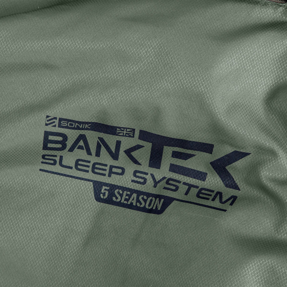 Bed chair con saco de dormir Sonik Bank-Tek 5 estaciones - Tienda Carpfishing