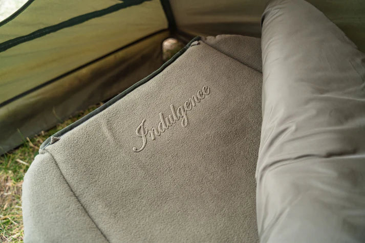 Bed Chair Nash Indulgence 4 Juniors Sleep System Camouflage