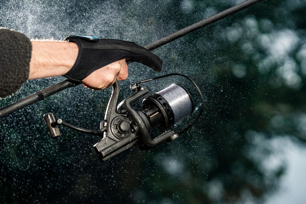 Moulinet Nash LRX10000