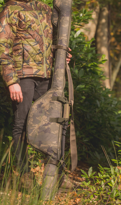 Funda individual caña 13 pies Solar Undercover - Tienda Carpfishing
