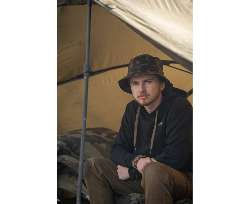 Bonnet Avid Carp Distortion Camo