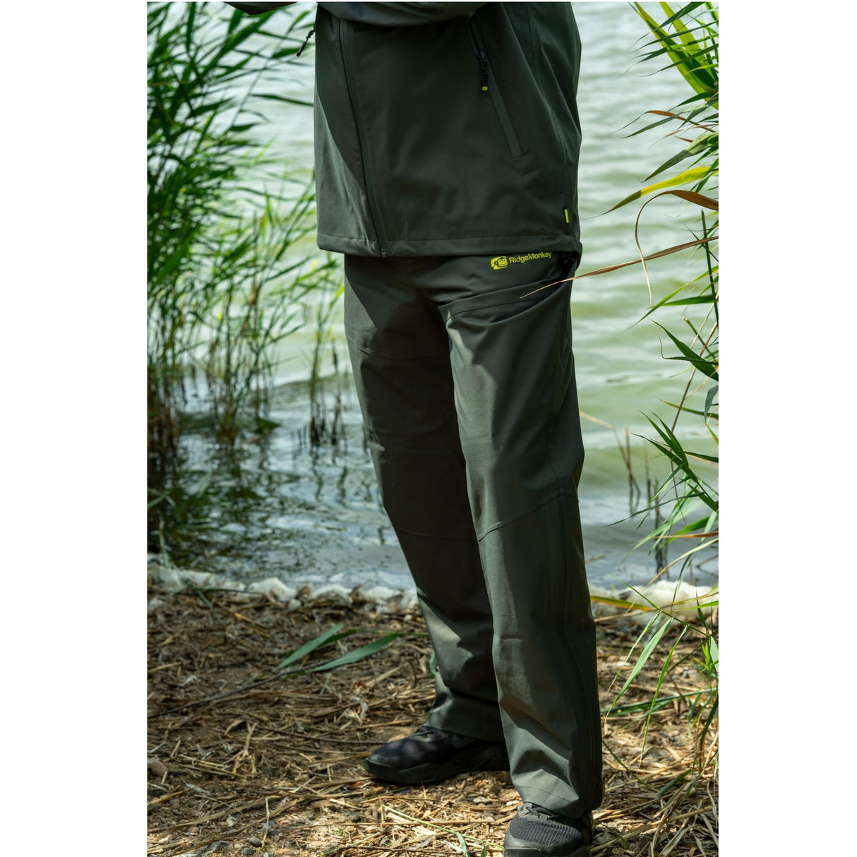 Pantalón Ridge Monkey Impermeable APEarel ThermaPro Vert