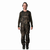 Peto Impermeable Nash ZT Helluva Camo - Tienda Carpfishing