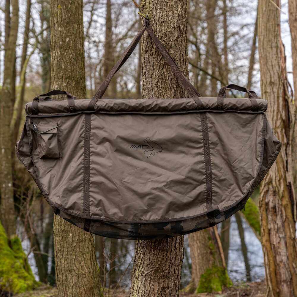 Saco de retención flotante Avid Carp PRO-Tect - Tienda Carpfishing
