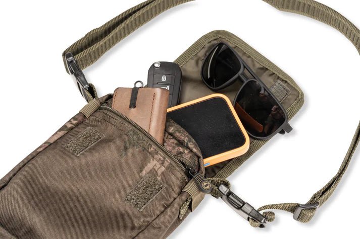 Bolso bandolera Nash Scope Security Pouch - Tienda Carpfishing