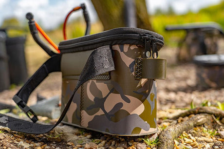 Bolso Fox Aquos Camo 8 litros - Tienda Carpfishing