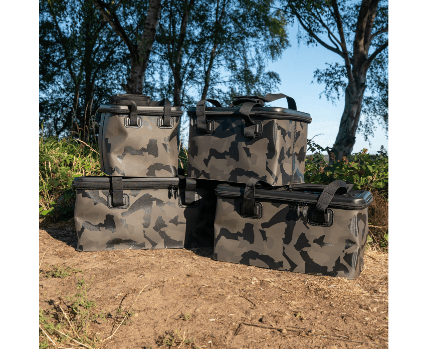 Macuto Avid Carp Stormshield EVA Camo 20 L - Tienda Carpfishing
