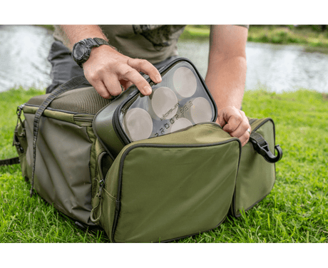 Macuto de 6 botes de cebo Korum Eva - Tienda Carpfishing