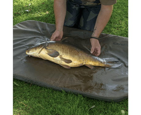 Moqueta Avid Carp Revolve - Tienda Carpfishing